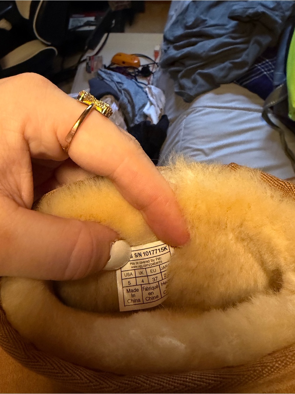 UGG minis - Picture 4 of 5
